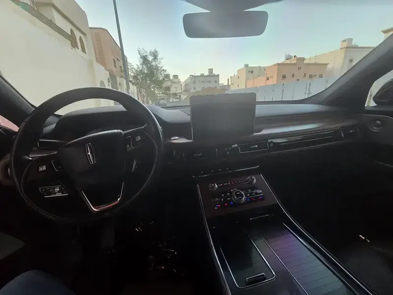 لينكون افياتور 2022
