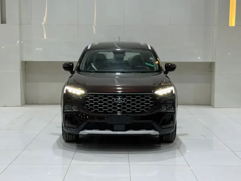 فورد تيريتوري 2023 ترند