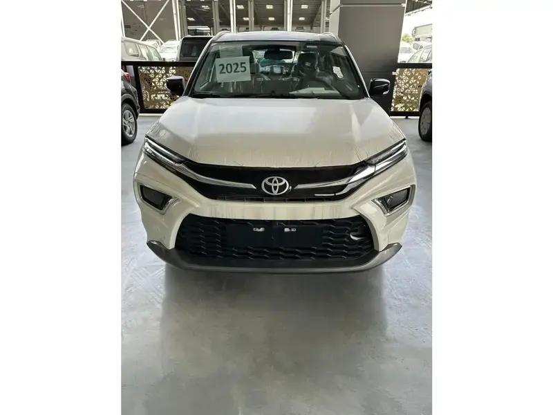 تويوتا أوربان كروزر 2025 URBAN CRUISER 1.5 SUV PETROL AUTOMATIC 4