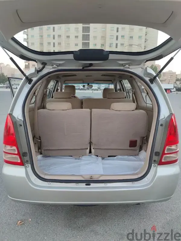 تويوتا اينوفا 2007