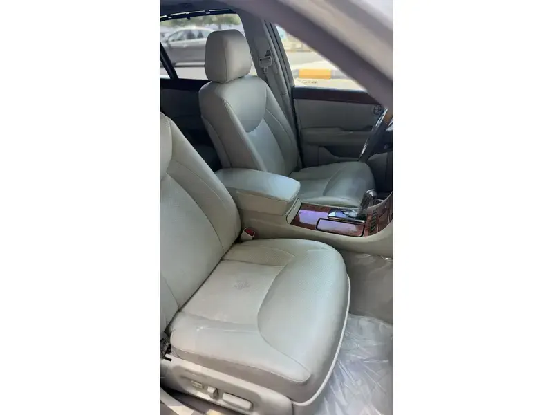 لكزس LS 2005