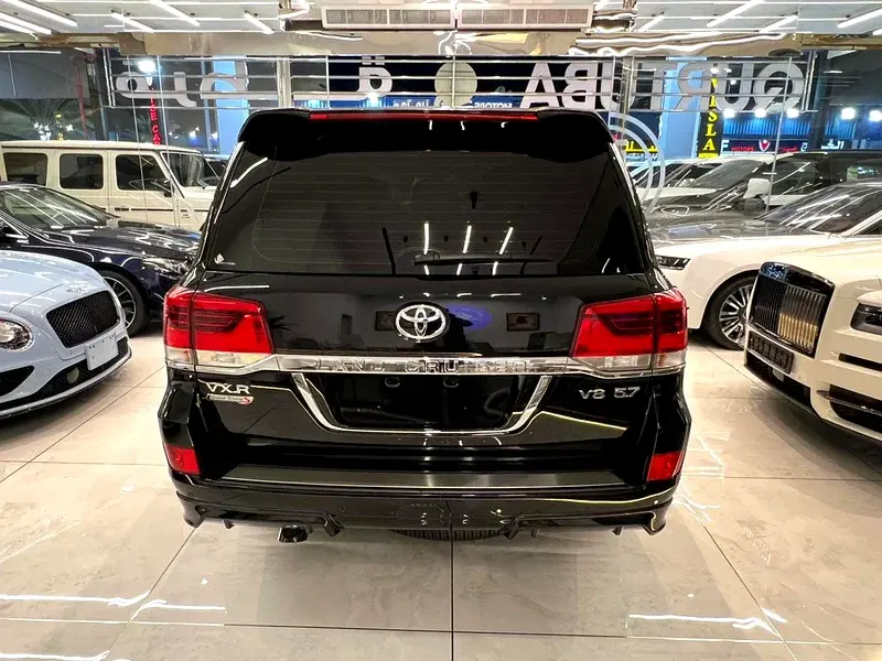 Toyota Land Cruiser 2021