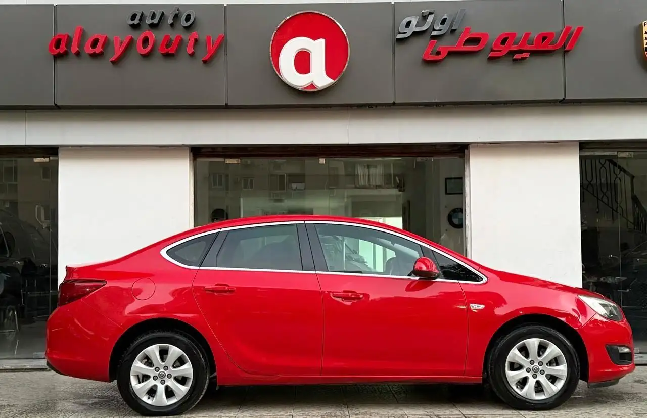 أوبل أسترا 2020