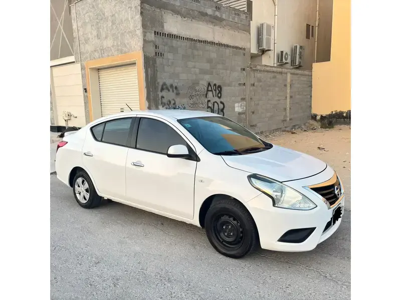 Nissan Sunny 2019