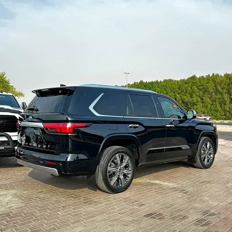 تويوتا سيكويا 2024