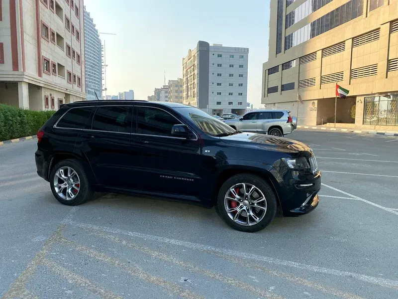 جيب جراند شيروكي 2013