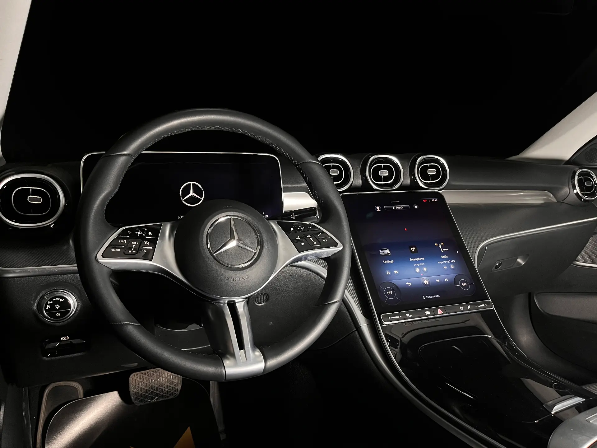 مرسيدس بنز C Class 2023