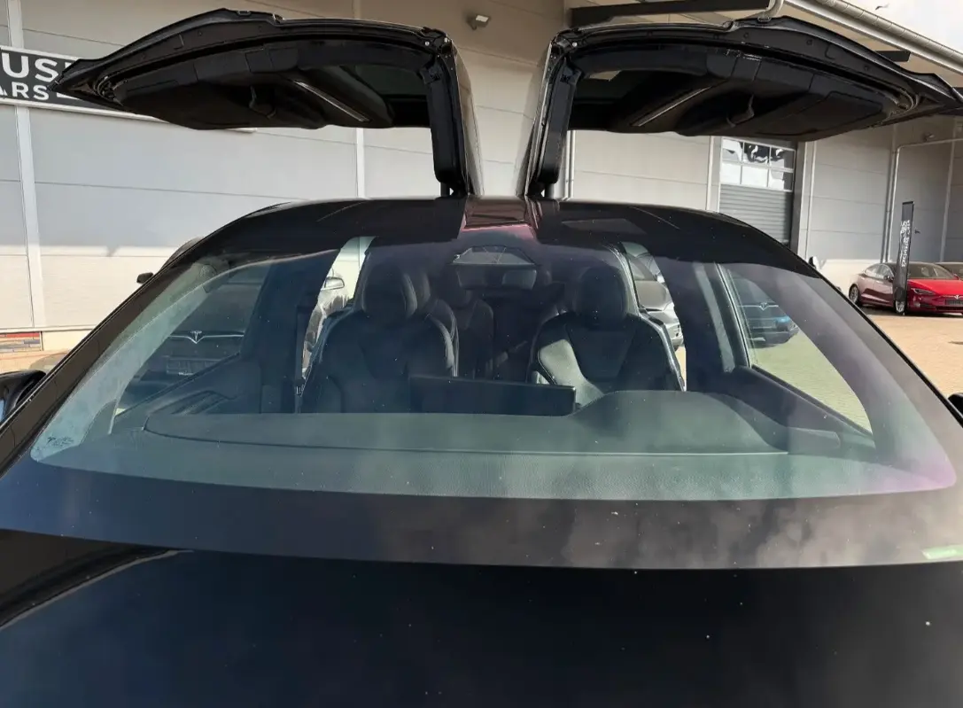 تسلا موديل اكس 2023