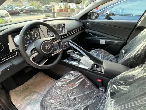 New Hyundai Elantra 1.6L Smart 2024