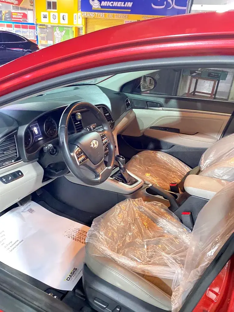 هيونداي إلانترا 2017