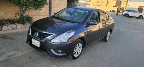 Nissan Sunny 2022