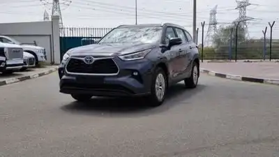 تويوتا هايلاندر NEW Highlander GLE 2.5L Hybrid 2023, 4WD, SUV, grey color