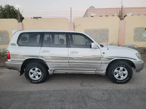 تويوتا لاند كروز 2002