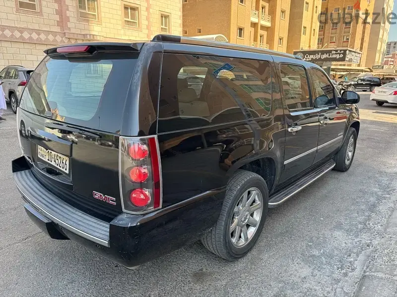 جي أم سي سوبيربان 2010