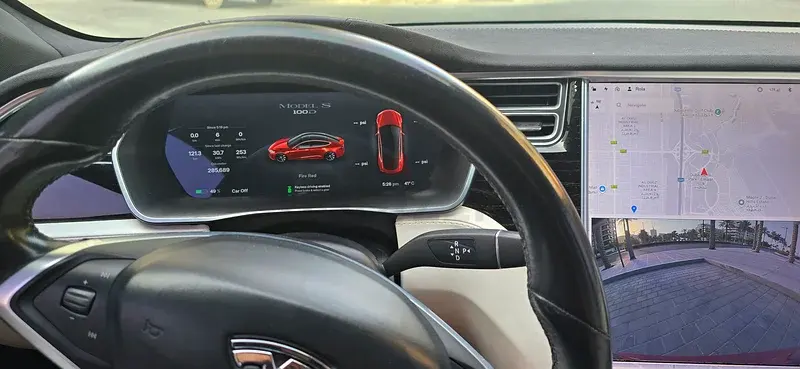 Tesla Model S 2017