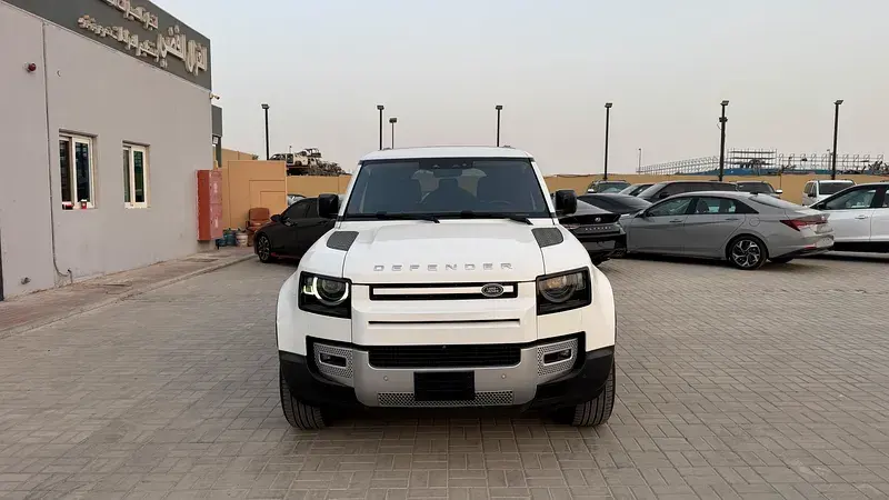 Land Rover Defender 2022