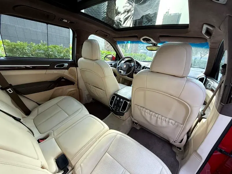 Porsche Cayenne 2014