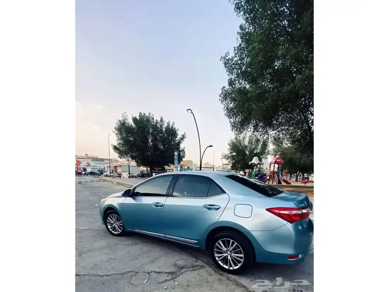 تويوتا كورولا 2014