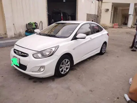 هيونداي أكسينت 2012