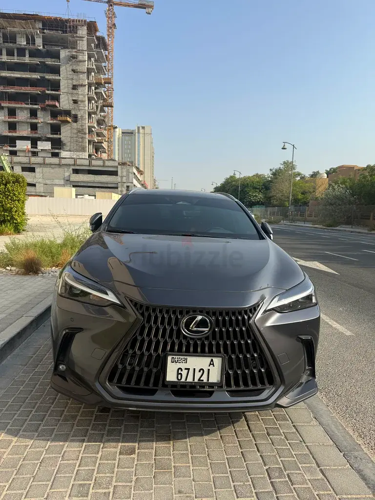 لكزس NX 2022