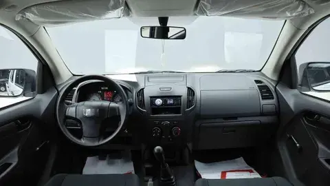 ايسوزو دي-ماكس 2025 الجديد