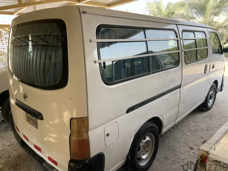 نيسان أورفان 2012