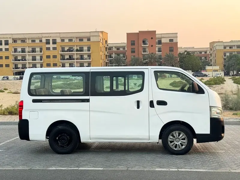 نيسان أورفان 2016