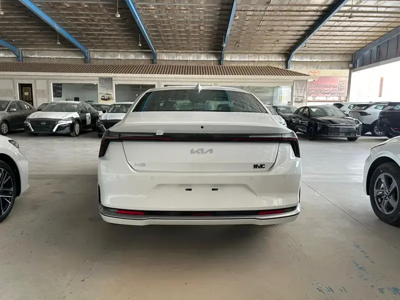 KIA K8 2025