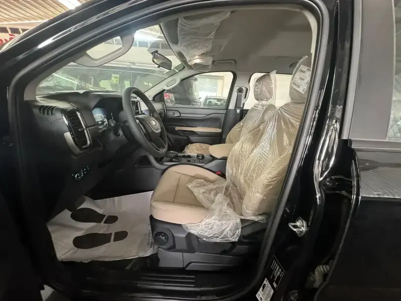 Ford EVEREST 2024
