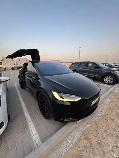 Tesla Model X 75D