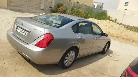 رينو سافران 2010 360000