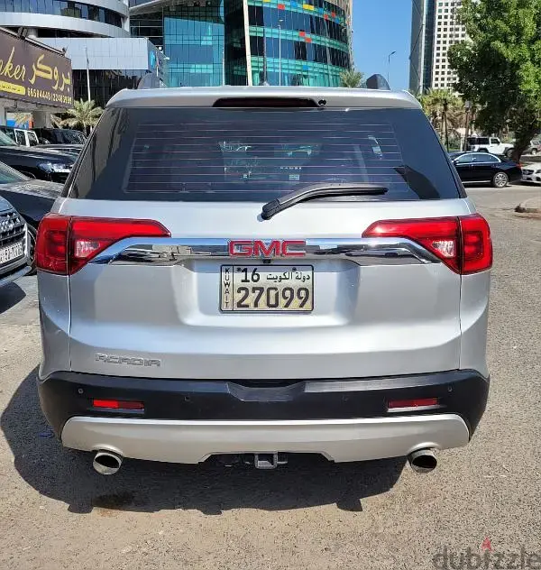 جي أم سي أكاديا 2018