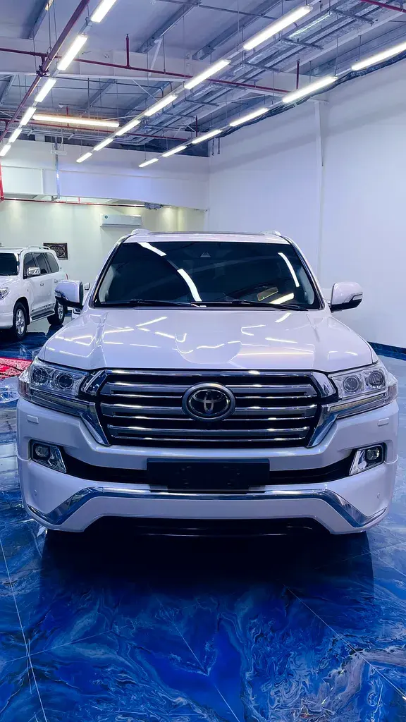 تويوتا لاند كروزر 2017