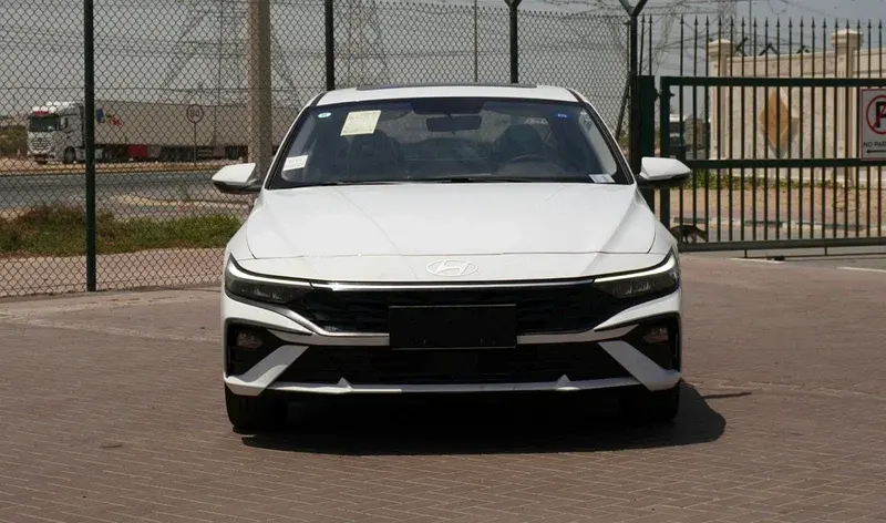 هيونداي إلانترا 2025