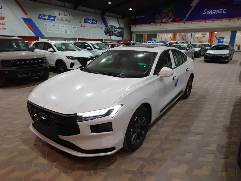 فورد توروس 2025 ترند