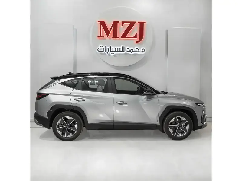 هيونداي توسان 2025 سمارت 2000 سي سي بدون دبل سقف اسود