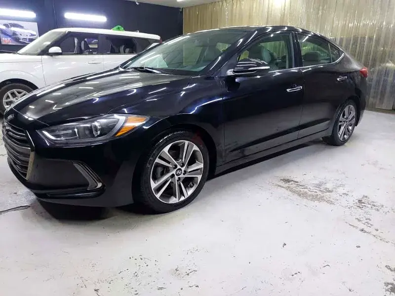 هيونداي إلانترا 2017