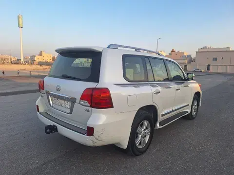 تويوتا لاند كروز 2014