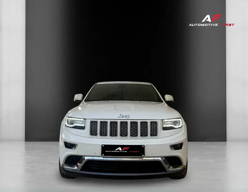 جيب جراند شيروكي 2014