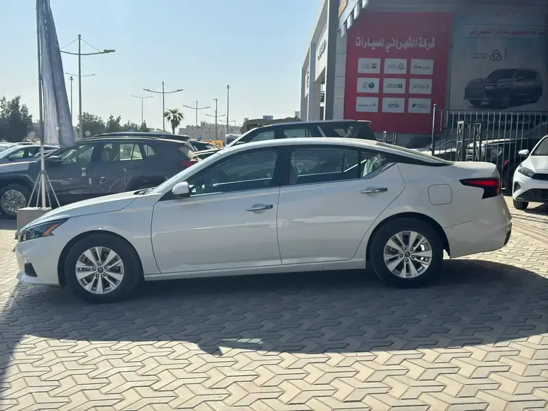 Nissan Altima 2022