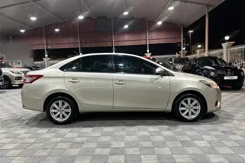 تويوتا يارس 2015 200000