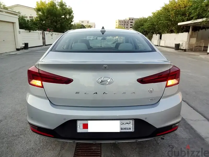 Hyundai Elantra 2020