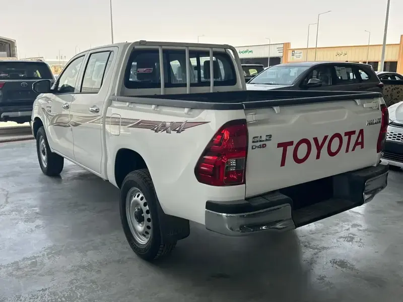 تويوتا هايلكس 2025 HILUX DC 2.4 PICK UP DIESEL MANUAL 4X4 GL2 202