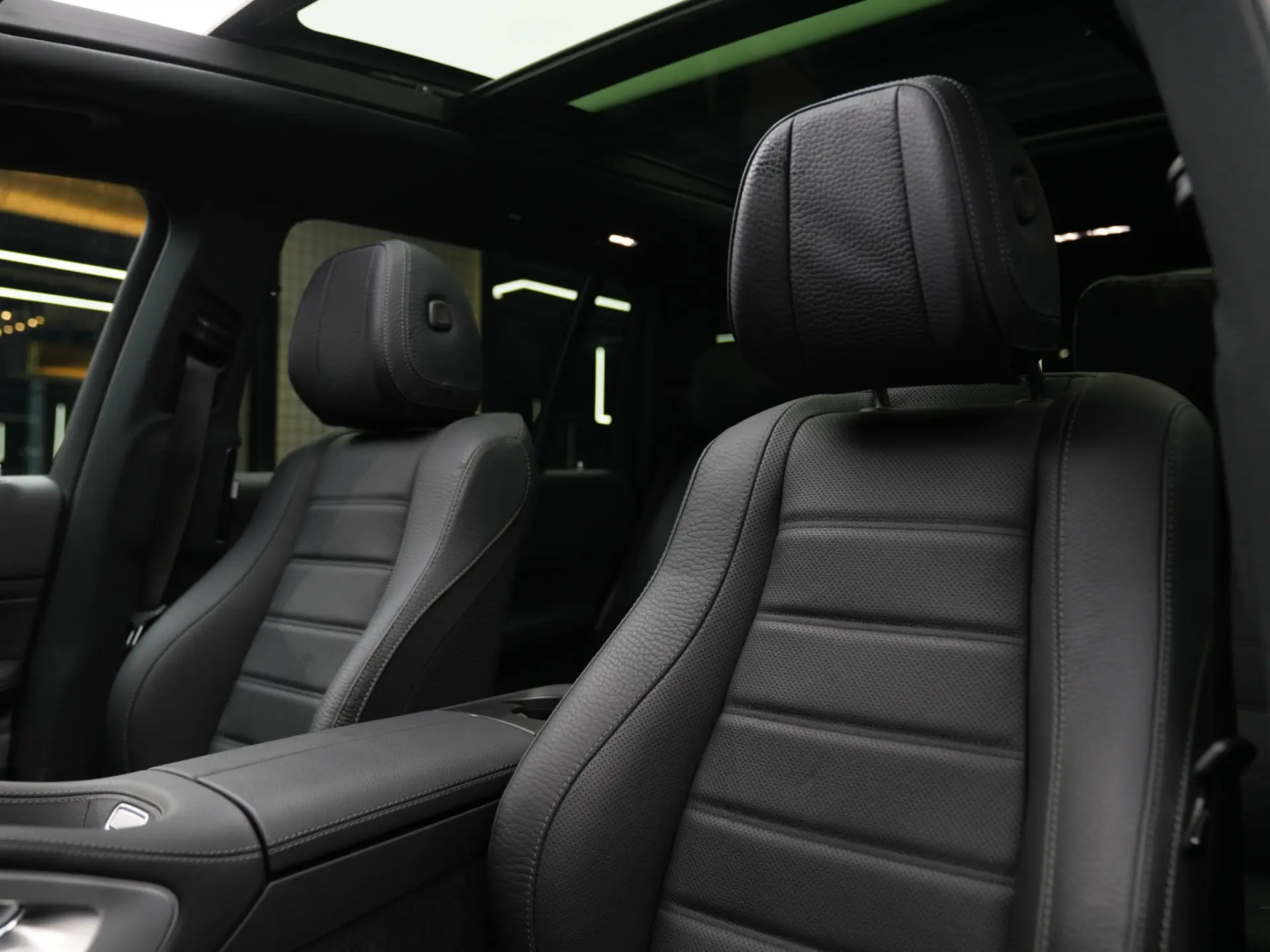 Mercedes Benz GLS Class 2023