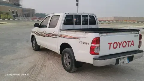 تويوتا هيلوكس 2014