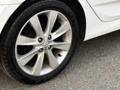 هيونداي أكسنت 2015 300