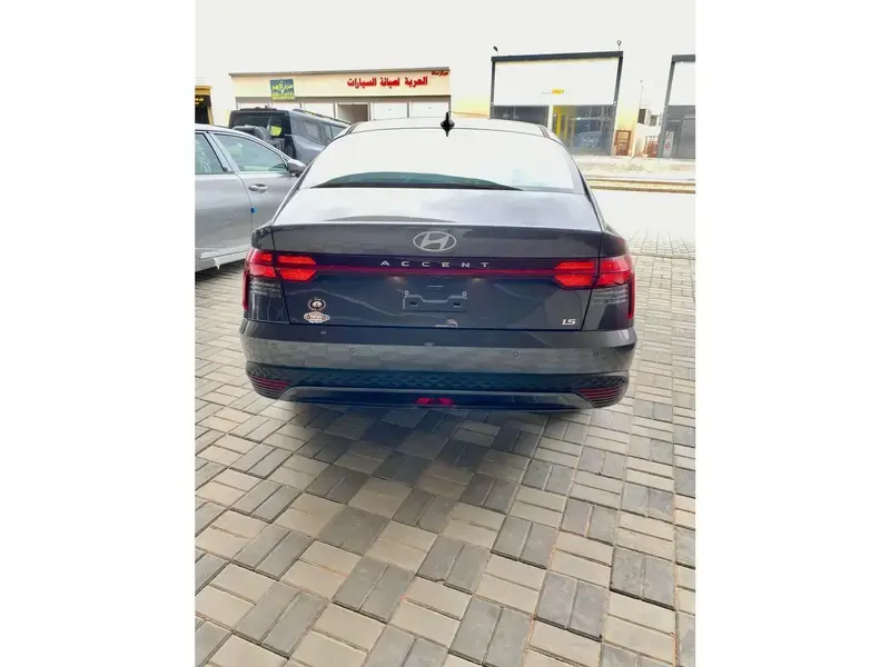 هيونداي اكسنت 2025 سمارت