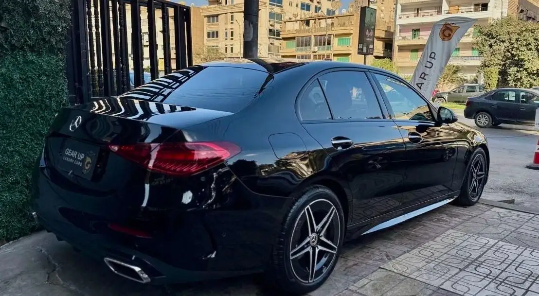 Mercedes Benz C Class 2024