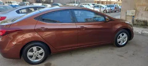 هيونداي إلنترا 2013