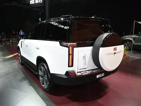 New ROX 01 1.5T VIP PHEV 2025